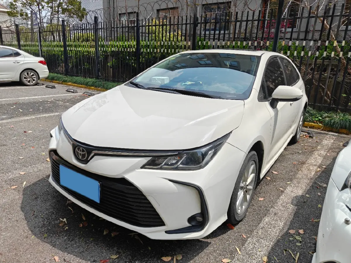 2021 Toyota Corolla 1.2T 116HP L4 CVT,autocango,china used car exporter,china ev exporter,chinese used car exporter,chinese used ev exporter