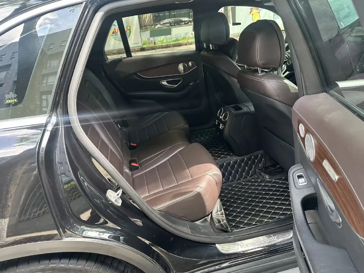 2020 Mercedes-Benz GLC Class 2.0T 258HP L4 9AT,autocango,china used car exporter,china ev exporter,chinese used car exporter,chinese used ev exporter