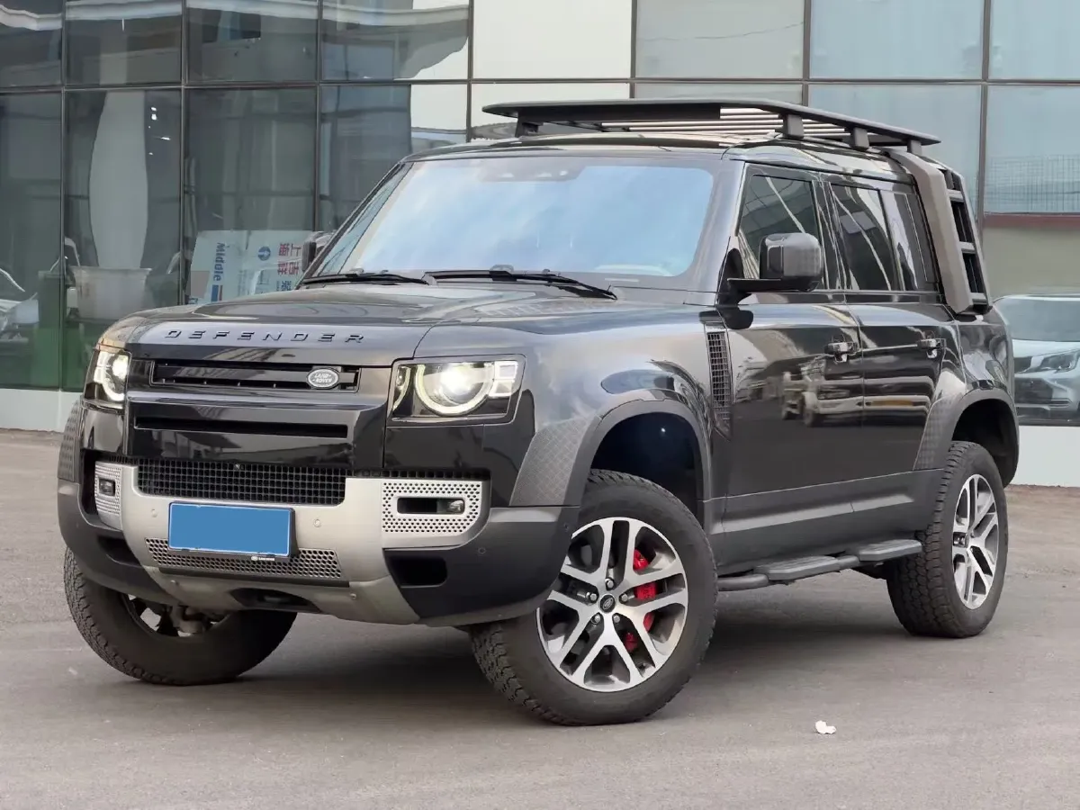 2025 Land Rover Defender 3.0T 400HP L6 8AT,autocango,china used car exporter,china ev exporter,chinese used car exporter,chinese used ev exporter