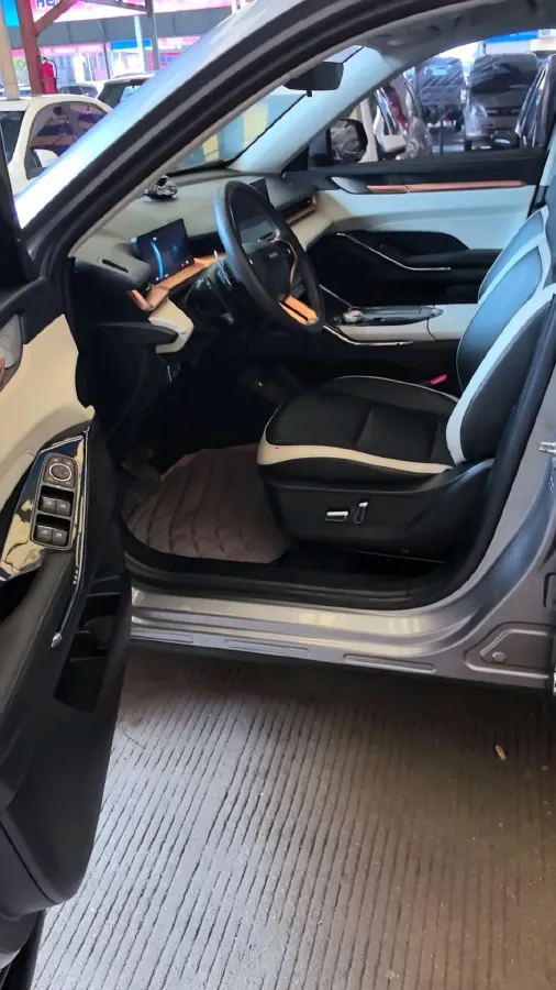 2021 Haval H6 1.5T 169HP L4 7DCT,autocango,china used car exporter,china ev exporter,chinese used car exporter,chinese used ev exporter