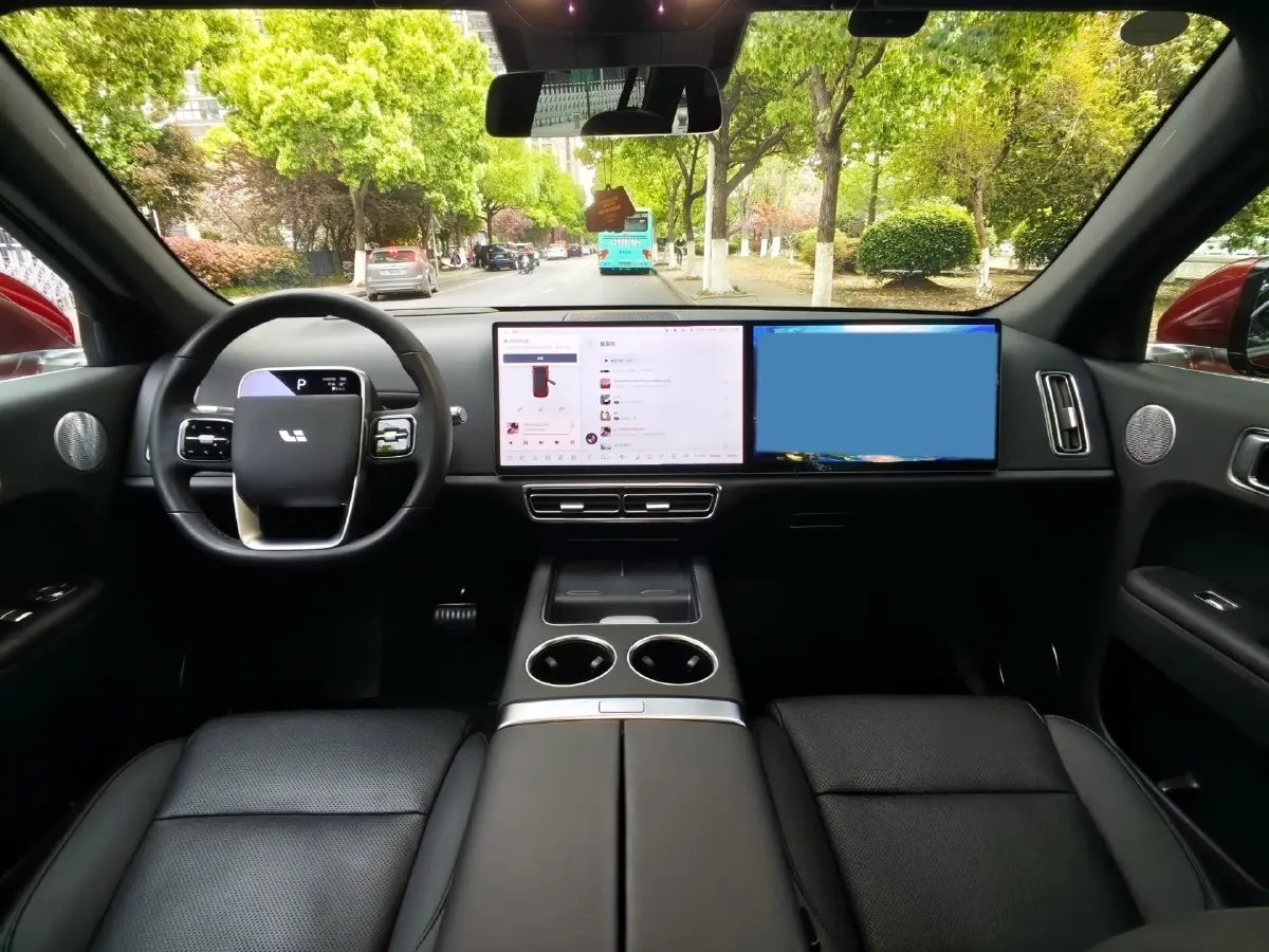 2023 Li L7 Range Extended 154HP REEV 40.9KWH,autocango,china used car exporter,china ev exporter,chinese used car exporter,chinese used ev exporter