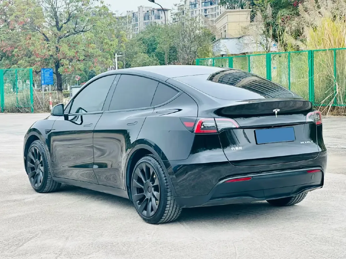 2022 Tesla Model Y BEV 60KWH,autocango,china used car exporter,china ev exporter,chinese used car exporter,chinese used ev exporter