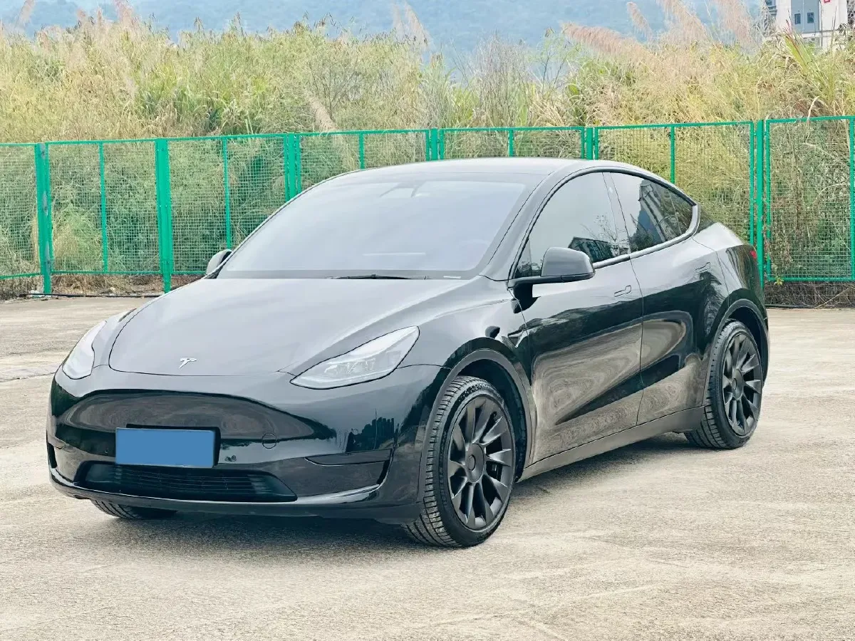 2022 Tesla Model Y BEV 60KWH,autocango,china used car exporter,china ev exporter,chinese used car exporter,chinese used ev exporter