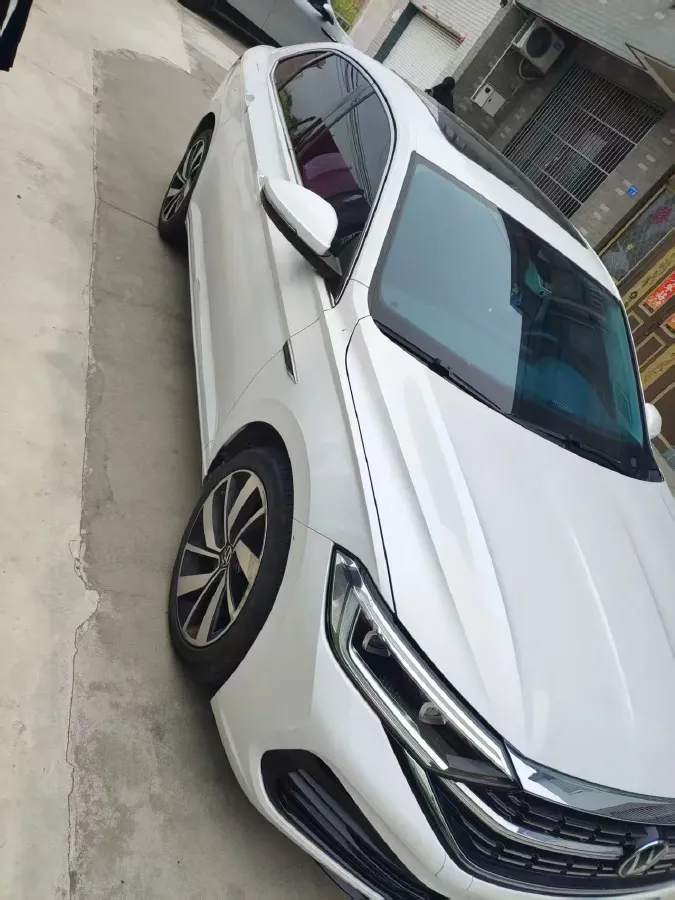 2023 Volkswagen Sagitar 1.5T 160HP L4 7DCT,autocango,china used car exporter,china ev exporter,chinese used car exporter,chinese used ev exporter