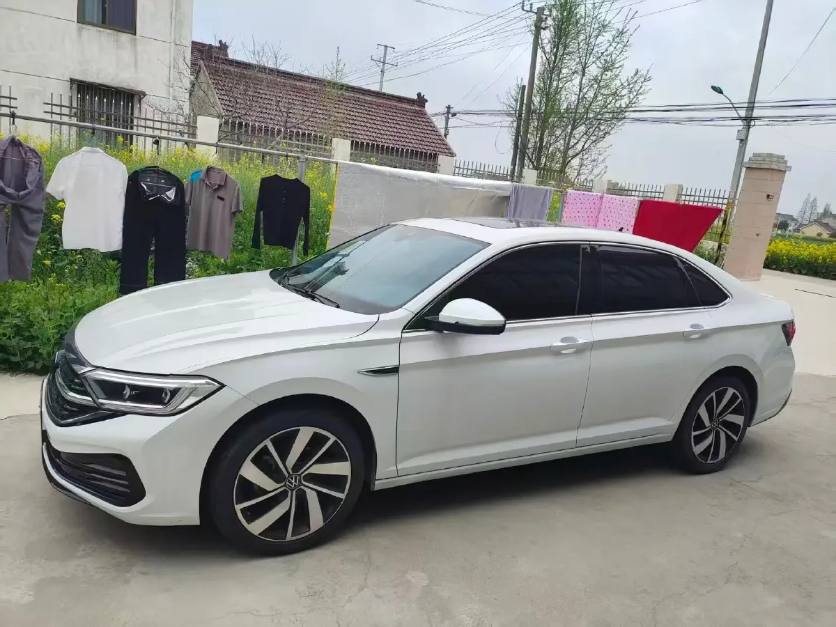 2023 Volkswagen Sagitar 1.5T 160HP L4 7DCT,autocango,china used car exporter,china ev exporter,chinese used car exporter,chinese used ev exporter