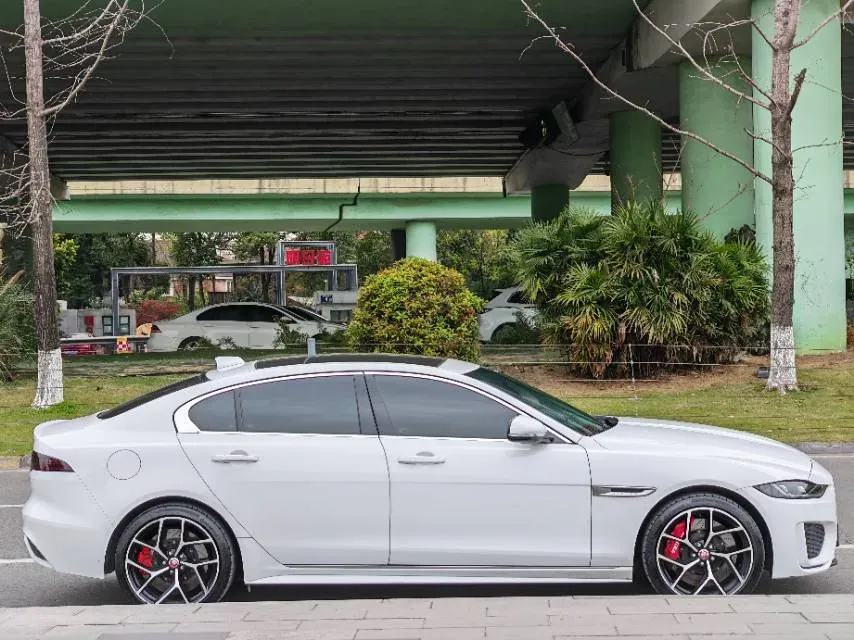 2021 Jaguar XEL 2.0T 250HP L4 8AT,autocango,china used car exporter,china ev exporter,chinese used car exporter,chinese used ev exporter