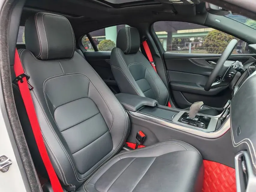 2021 Jaguar XEL 2.0T 250HP L4 8AT,autocango,china used car exporter,china ev exporter,chinese used car exporter,chinese used ev exporter