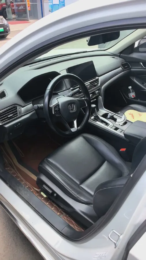 2022 Honda Accord 1.5T 194HP L4 CVT,autocango,china used car exporter,china ev exporter,chinese used car exporter,chinese used ev exporter