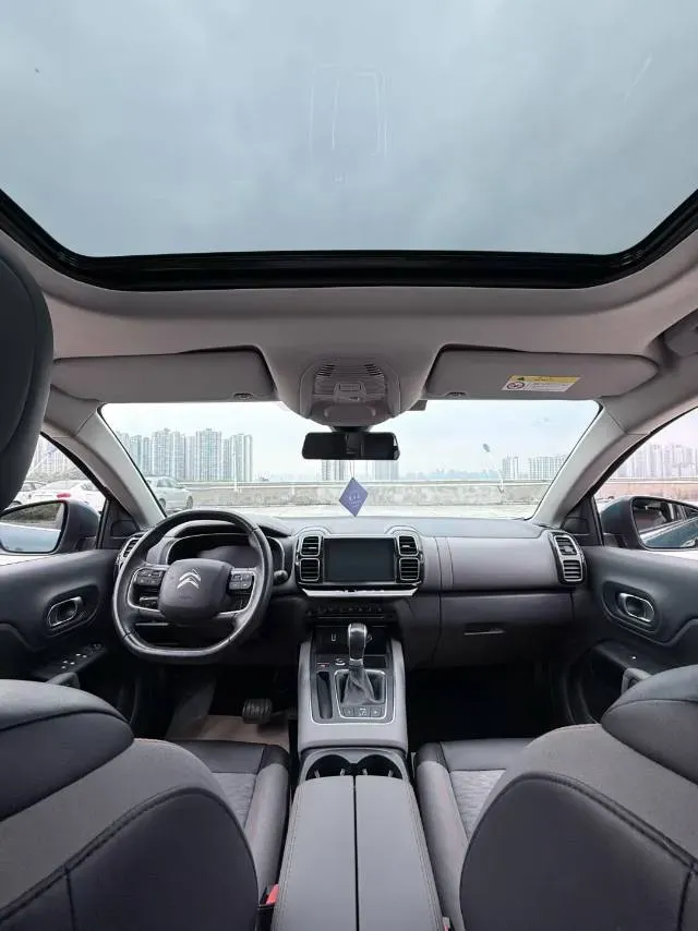 2019 Citroen C5 Aircross 1.6T 167HP L4 6AT,autocango,china used car exporter,china ev exporter,chinese used car exporter,chinese used ev exporter