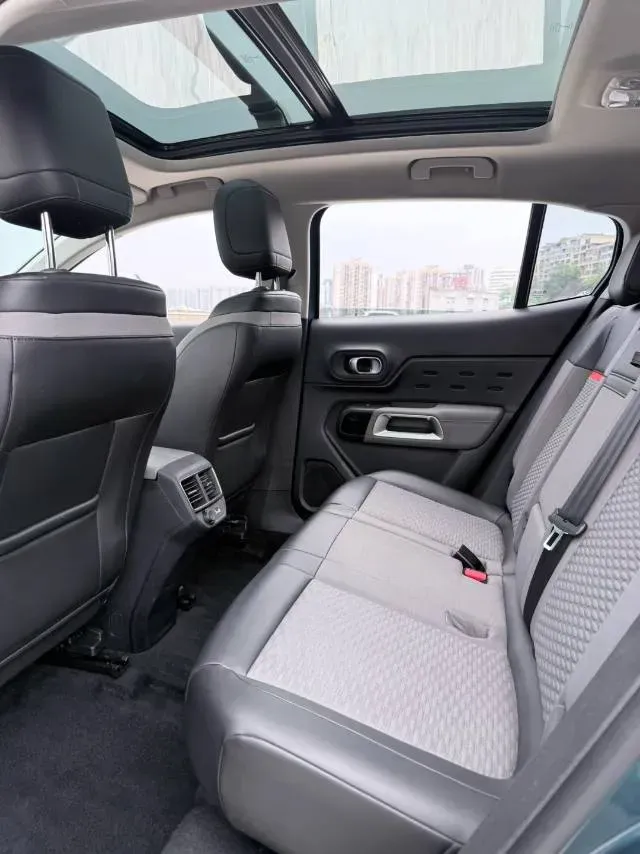 2019 Citroen C5 Aircross 1.6T 167HP L4 6AT,autocango,china used car exporter,china ev exporter,chinese used car exporter,chinese used ev exporter