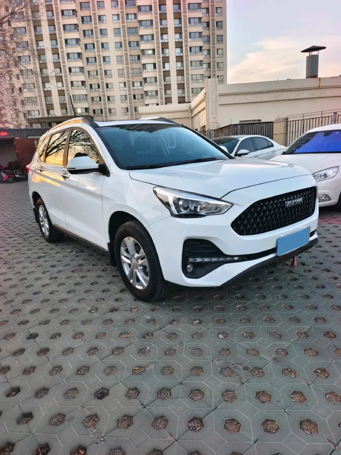 2019 Haval M6 1.5T 150HP L4 7DCT,autocango,china used car exporter,china ev exporter,chinese used car exporter,chinese used ev exporter