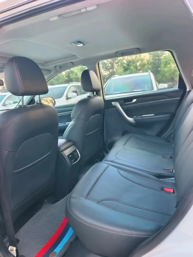 2019 Haval M6 1.5T 150HP L4 7DCT,autocango,china used car exporter,china ev exporter,chinese used car exporter,chinese used ev exporter