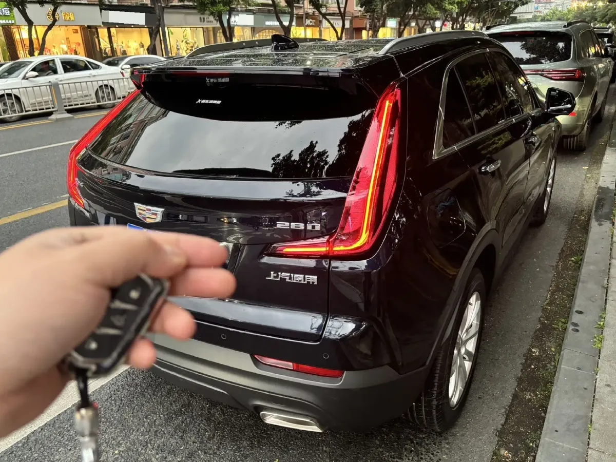 2020 Cadillac XT4 2.0T 241HP L4 9AT,autocango,china used car exporter,china ev exporter,chinese used car exporter,chinese used ev exporter