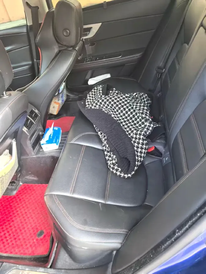 2018 Jaguar XEL 2.0T 200HP L4 8AT,autocango,china used car exporter,china ev exporter,chinese used car exporter,chinese used ev exporter