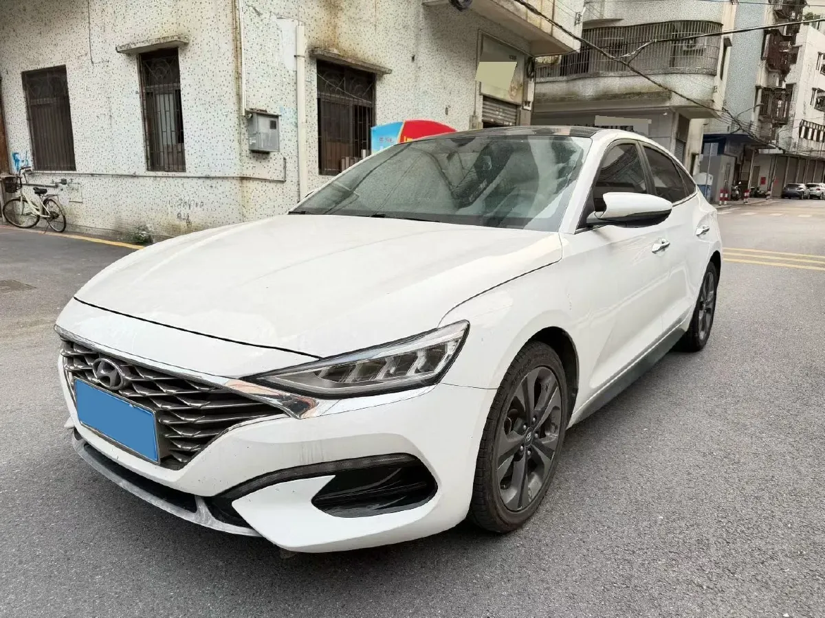 2019 Hyundai La Festa 1.6T 204HP L4 7DCT,autocango,china used car exporter,china ev exporter,chinese used car exporter,chinese used ev exporter