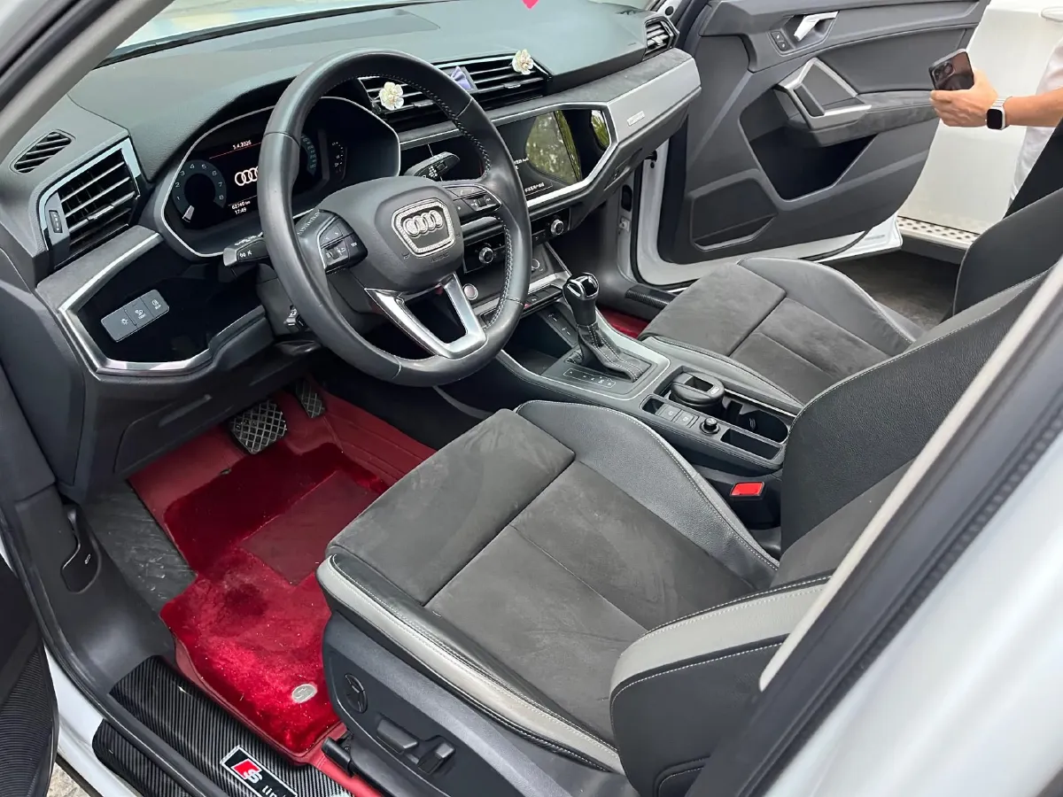 2022 Audi Q3 1.4T 150HP L4 7DCT,autocango,china used car exporter,china ev exporter,chinese used car exporter,chinese used ev exporter