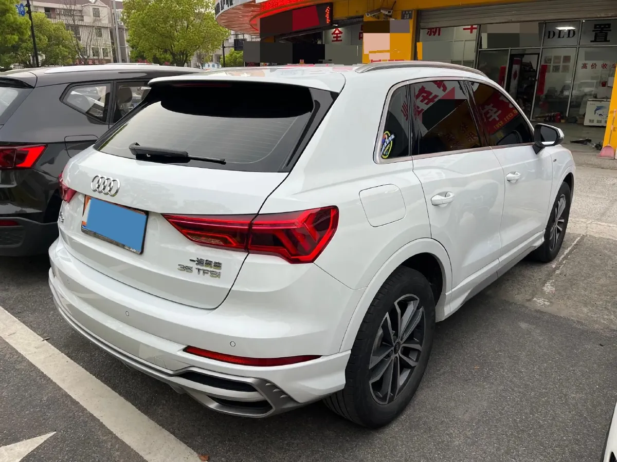 2022 Audi Q3 1.4T 150HP L4 7DCT,autocango,china used car exporter,china ev exporter,chinese used car exporter,chinese used ev exporter