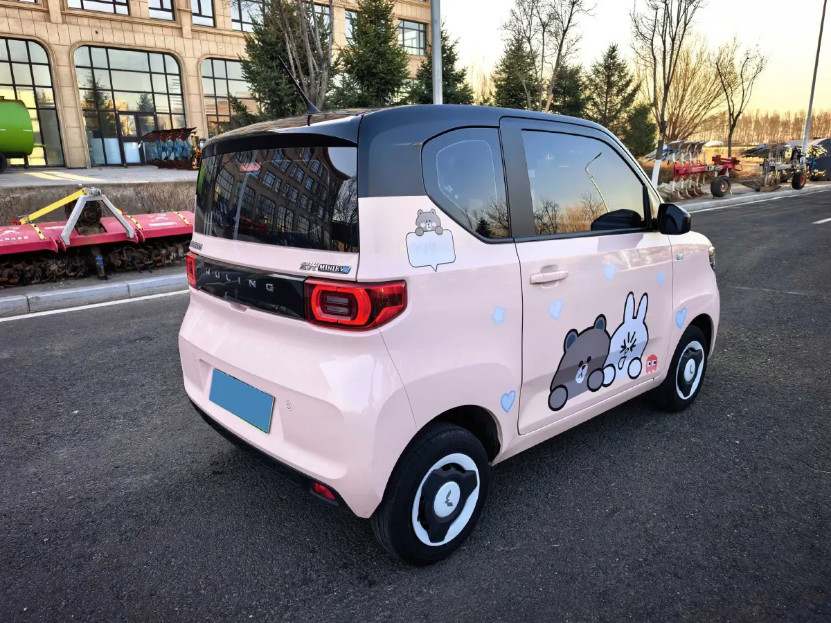 2022 WuLing HongGuang MINI EV BEV 13.8KWH,autocango,china used car exporter,china ev exporter,chinese used car exporter,chinese used ev exporter