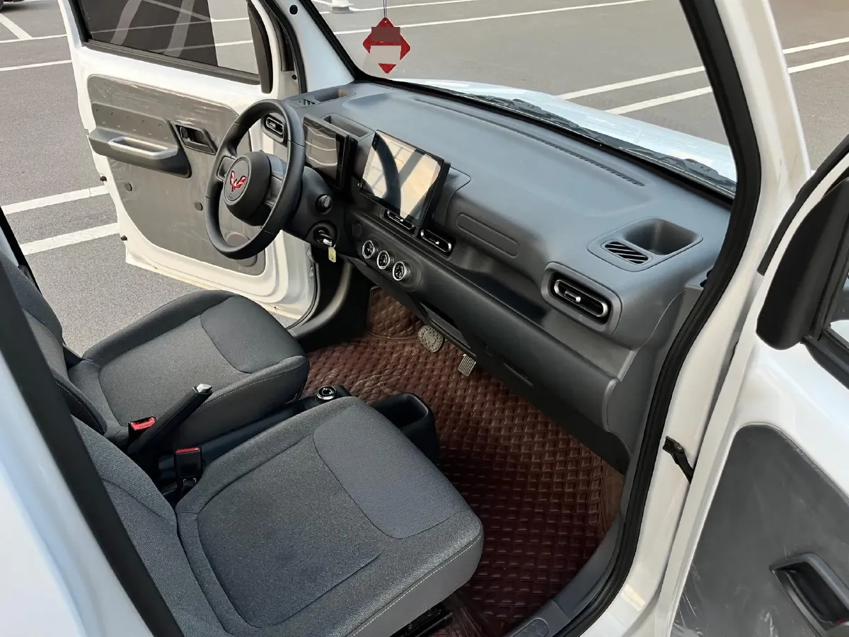 2025 WuLing ZhiGuang BEV 17.7KWH,autocango,china used car exporter,china ev exporter,chinese used car exporter,chinese used ev exporter