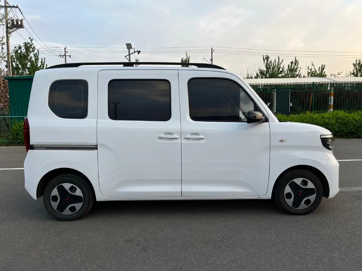2025 WuLing ZhiGuang BEV 17.7KWH,autocango,china used car exporter,china ev exporter,chinese used car exporter,chinese used ev exporter