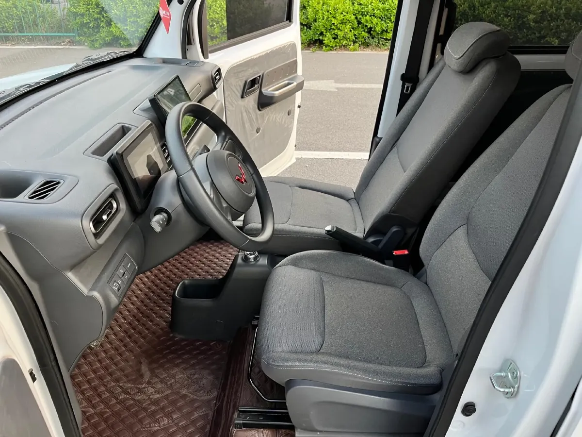 2025 WuLing ZhiGuang BEV 17.7KWH,autocango,china used car exporter,china ev exporter,chinese used car exporter,chinese used ev exporter