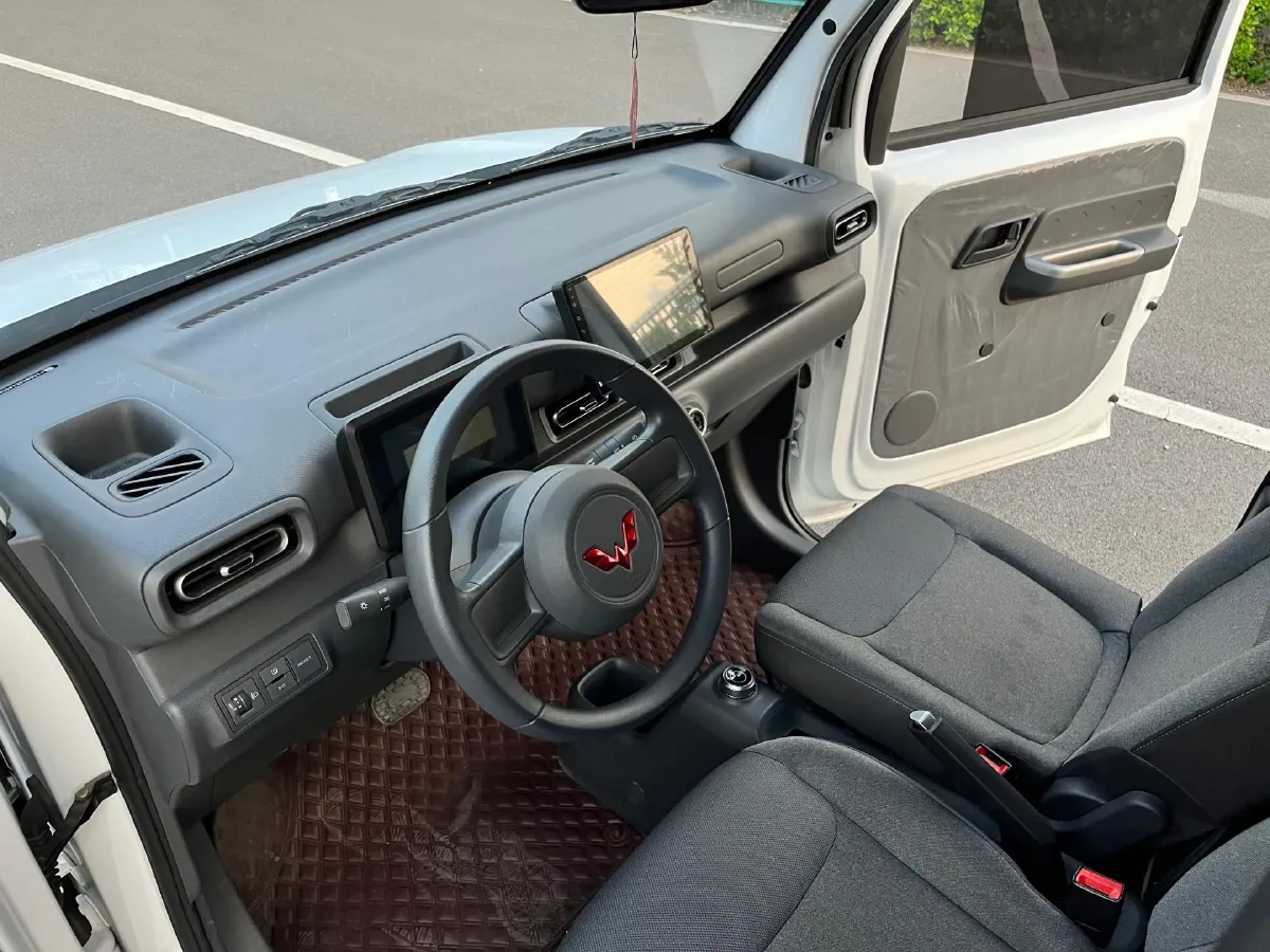 2025 WuLing ZhiGuang BEV 17.7KWH,autocango,china used car exporter,china ev exporter,chinese used car exporter,chinese used ev exporter