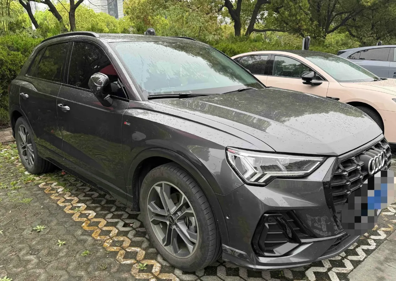 2022 Audi Q3 1.4T 150HP L4 7DCT,autocango,china used car exporter,china ev exporter,chinese used car exporter,chinese used ev exporter