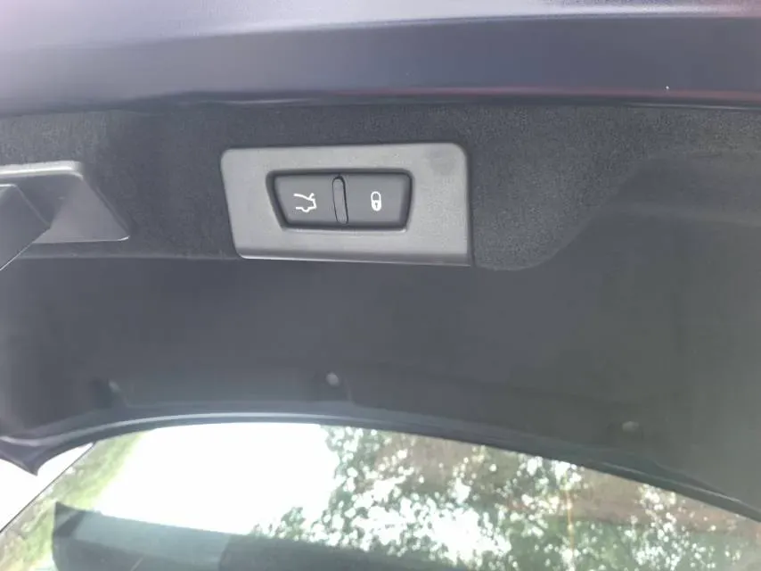 2018 Maserati Quattroporte 3.0T 350HP V6 8AT,autocango,china used car exporter,china ev exporter,chinese used car exporter,chinese used ev exporter