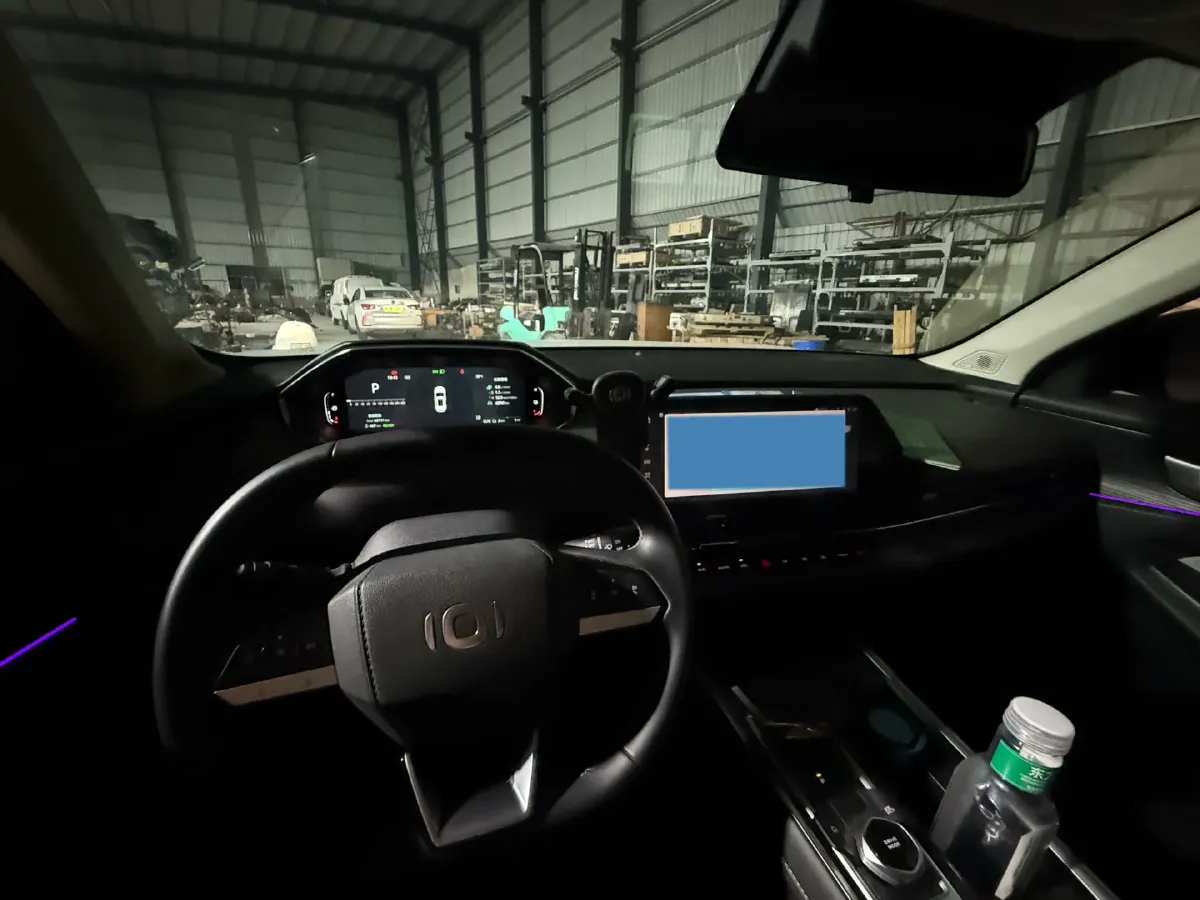 2023 Venucia VX6 BEV 62KWH,autocango,china used car exporter,china ev exporter,chinese used car exporter,chinese used ev exporter