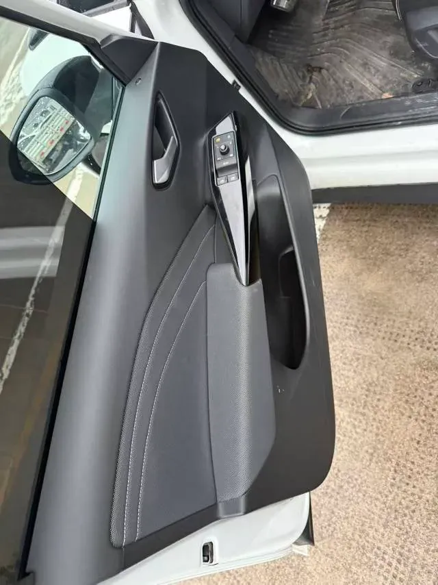 2024 Volkswagen ID.3 BEV 52.8KWH,autocango,china used car exporter,china ev exporter,chinese used car exporter,chinese used ev exporter