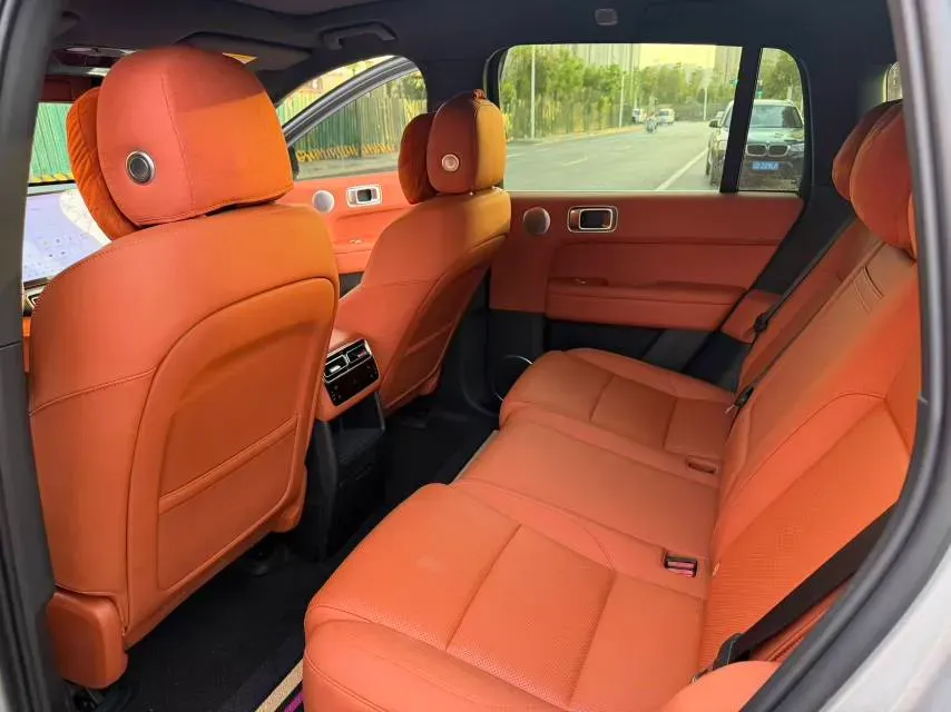 2024 Li L6 Range Extended 154HP L4 REEV 36.8KWH,autocango,china used car exporter,china ev exporter,chinese used car exporter,chinese used ev exporter