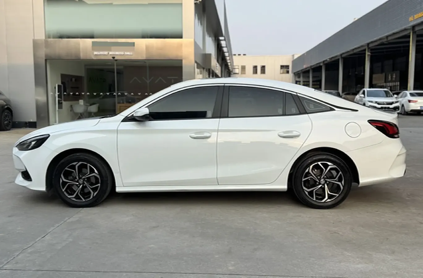 2021 MG 5 1.5L 120HP L4 5MT,autocango,china used car exporter,china ev exporter,chinese used car exporter,chinese used ev exporter