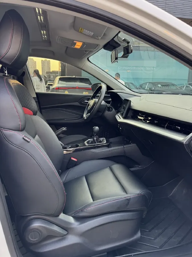 2021 MG 5 1.5L 120HP L4 5MT,autocango,china used car exporter,china ev exporter,chinese used car exporter,chinese used ev exporter