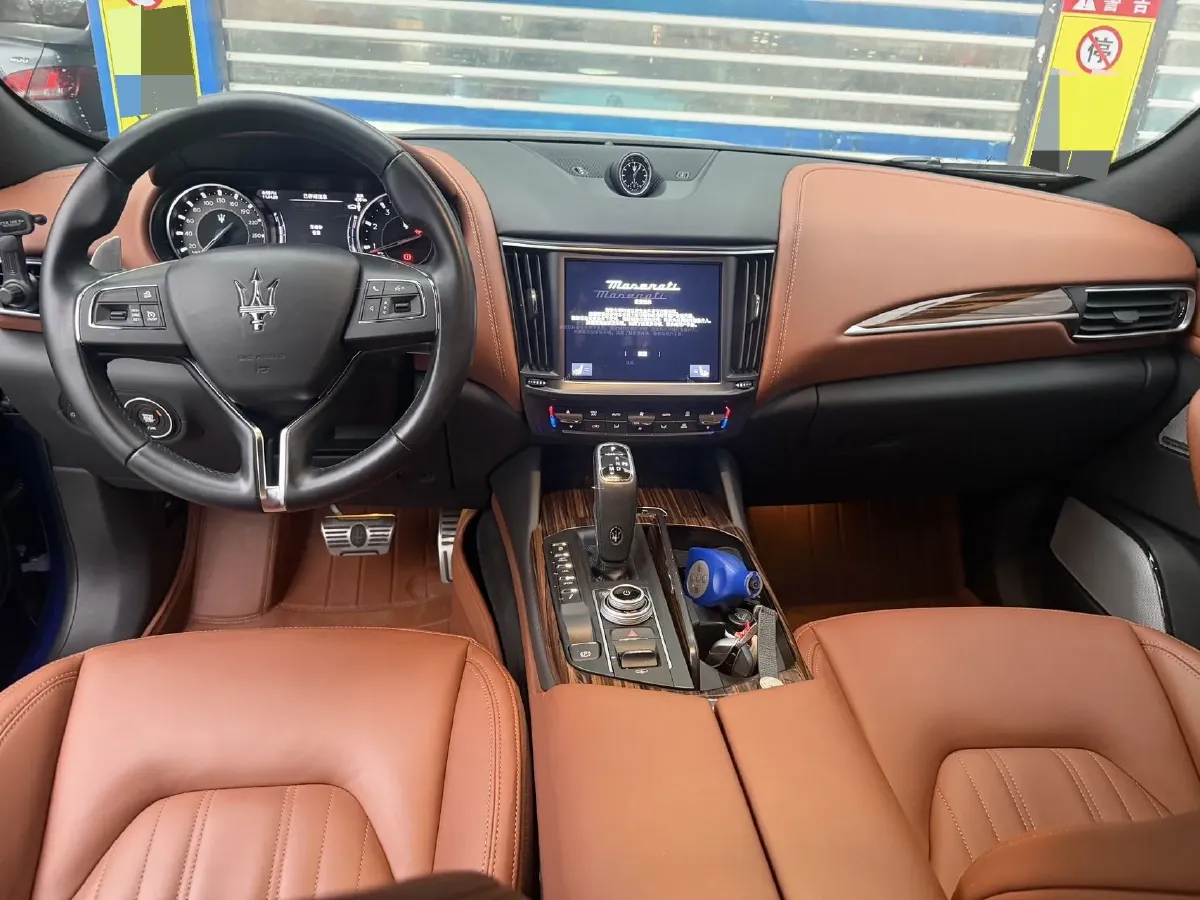 2021 Maserati Levante 3.0T 350HP V6 8AT,autocango,china used car exporter,china ev exporter,chinese used car exporter,chinese used ev exporter
