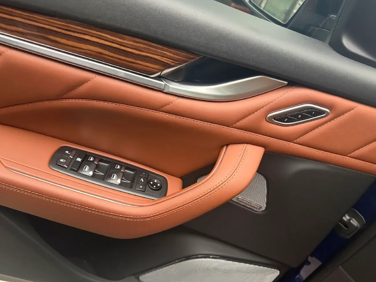 2021 Maserati Levante 3.0T 350HP V6 8AT,autocango,china used car exporter,china ev exporter,chinese used car exporter,chinese used ev exporter