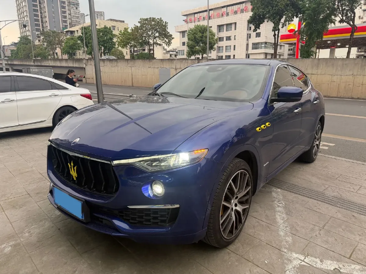 2021 Maserati Levante 3.0T 350HP V6 8AT,autocango,china used car exporter,china ev exporter,chinese used car exporter,chinese used ev exporter