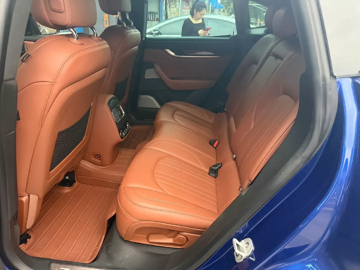 2021 Maserati Levante 3.0T 350HP V6 8AT,autocango,china used car exporter,china ev exporter,chinese used car exporter,chinese used ev exporter