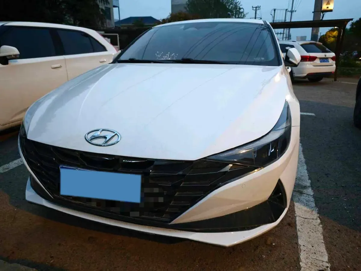 2021 Hyundai Elantra 1.5L 115HP L4 CVT,autocango,china used car exporter,china ev exporter,chinese used car exporter,chinese used ev exporter