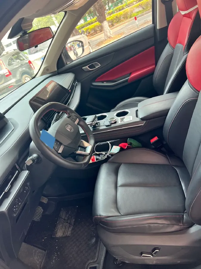 2022 ChangAn Oshan X7 Plus 1.5T 188HP L4 7DCT,autocango,china used car exporter,china ev exporter,chinese used car exporter,chinese used ev exporter