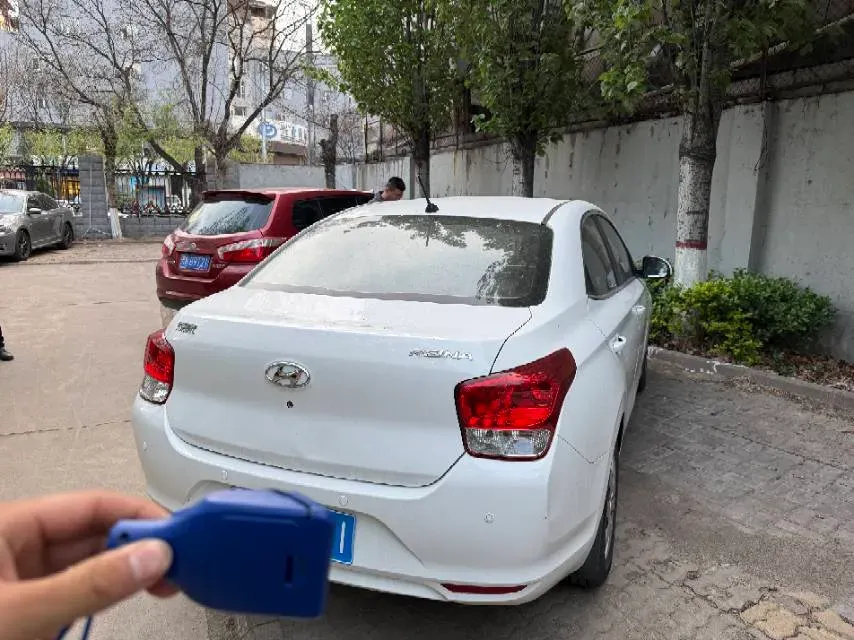 2017 Hyundai Reina 1.4L 95HP L4 5MT,autocango,china used car exporter,china ev exporter,chinese used car exporter,chinese used ev exporter