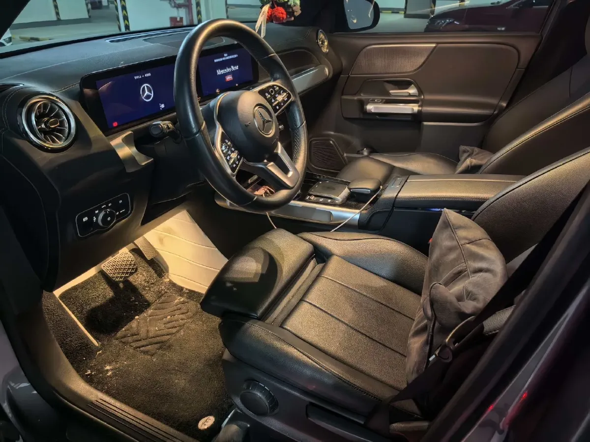 2022 Mercedes-Benz GLB Class 2.0T 190HP L4 8DCT,autocango,china used car exporter,china ev exporter,chinese used car exporter,chinese used ev exporter