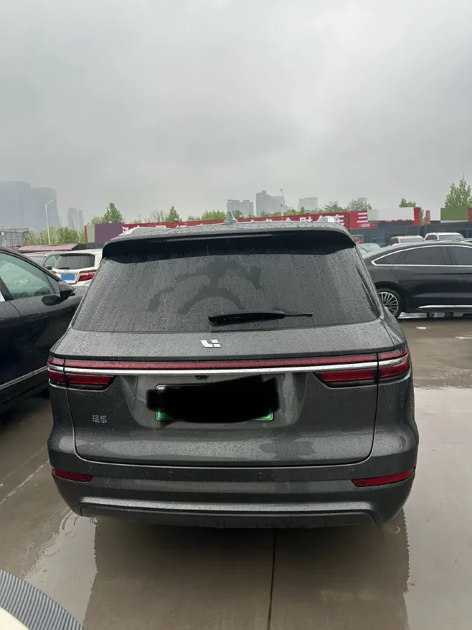 2020 Li ONE Range Extended 131HP REEV 40.5KWH,autocango,china used car exporter,china ev exporter,chinese used car exporter,chinese used ev exporter