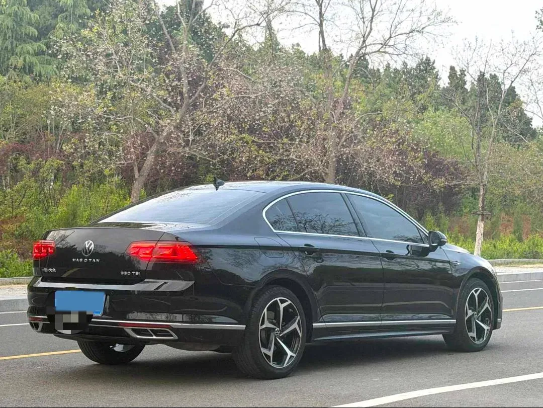 2023 Volkswagen Magotan 2.0T 186HP L4 7DCT,autocango,china used car exporter,china ev exporter,chinese used car exporter,chinese used ev exporter