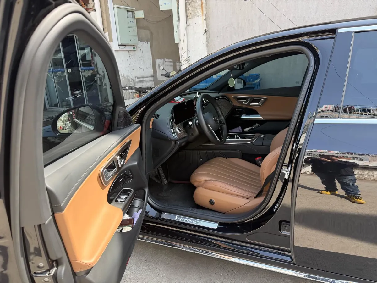 2025 Mercedes-Benz E Class 2.0T 258HP L4 9AT,autocango,china used car exporter,china ev exporter,chinese used car exporter,chinese used ev exporter