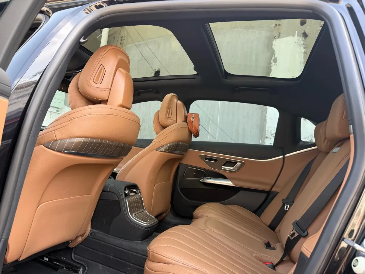 2025 Mercedes-Benz E Class 2.0T 258HP L4 9AT,autocango,china used car exporter,china ev exporter,chinese used car exporter,chinese used ev exporter