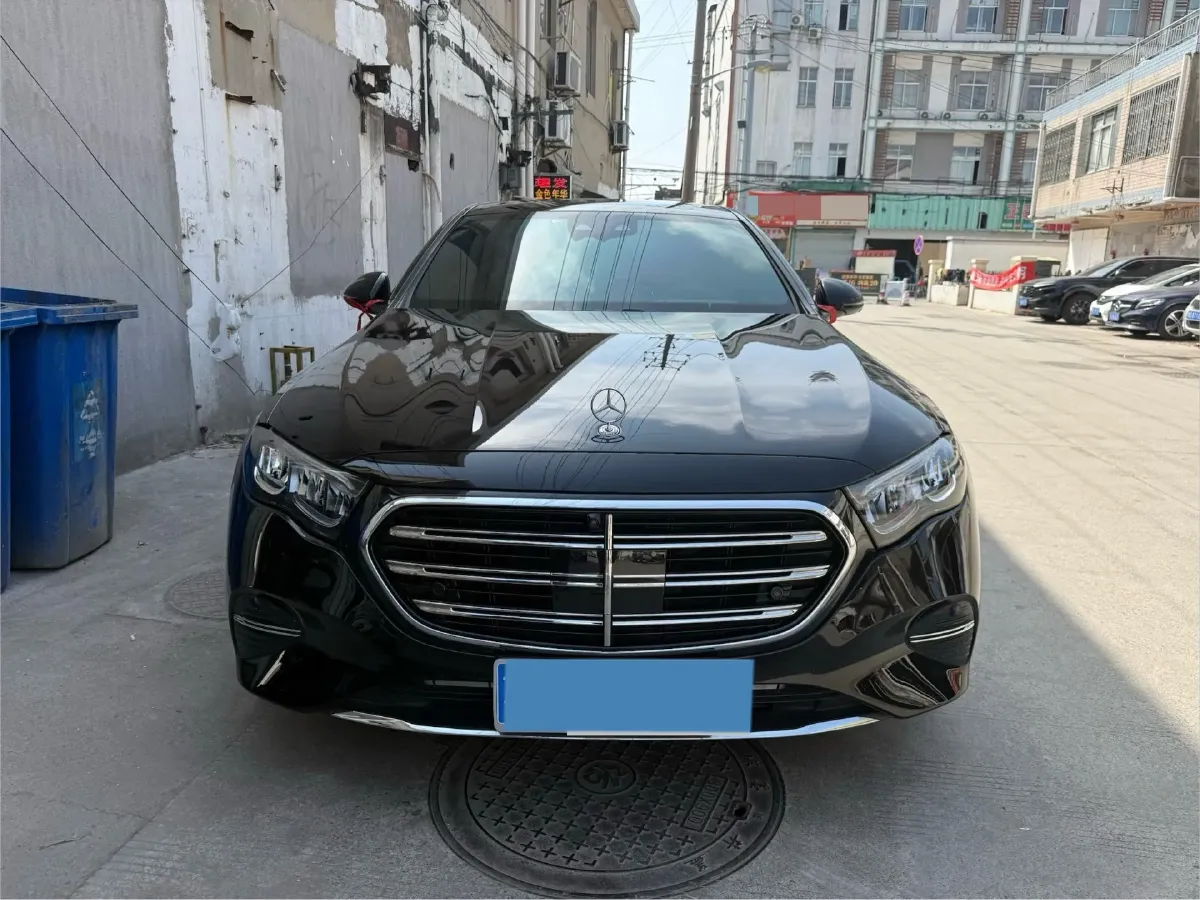 2025 Mercedes-Benz E Class 2.0T 258HP L4 9AT,autocango,china used car exporter,china ev exporter,chinese used car exporter,chinese used ev exporter