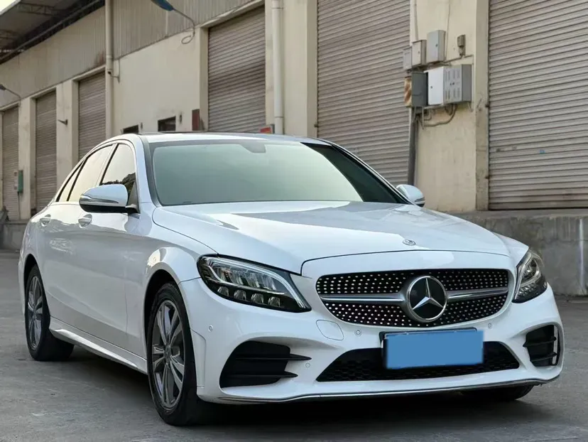 2020 Mercedes-Benz C Class 1.5T 156HP L4 9AT,autocango,china used car exporter,china ev exporter,chinese used car exporter,chinese used ev exporter