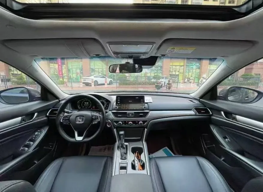 2021 Honda Accord 1.5T 194HP L4 CVT,autocango,china used car exporter,china ev exporter,chinese used car exporter,chinese used ev exporter