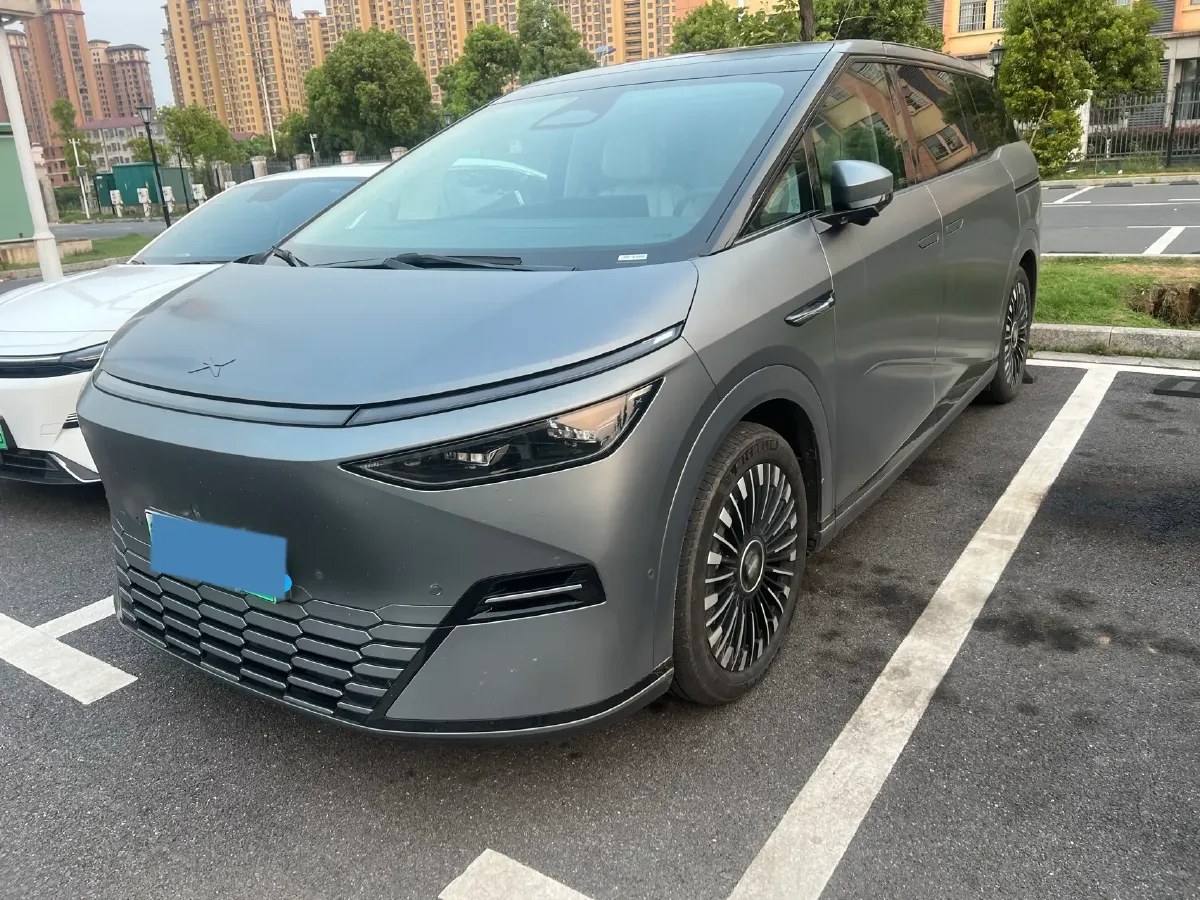 2025 Xpeng X9 BEV,autocango,china used car exporter,china ev exporter,chinese used car exporter,chinese used ev exporter