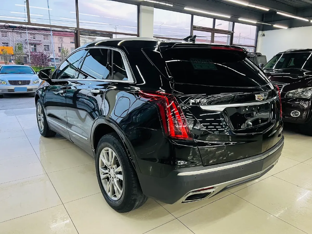 2020 Cadillac XT5 2.0T 241HP L4 9AT,autocango,china used car exporter,china ev exporter,chinese used car exporter,chinese used ev exporter